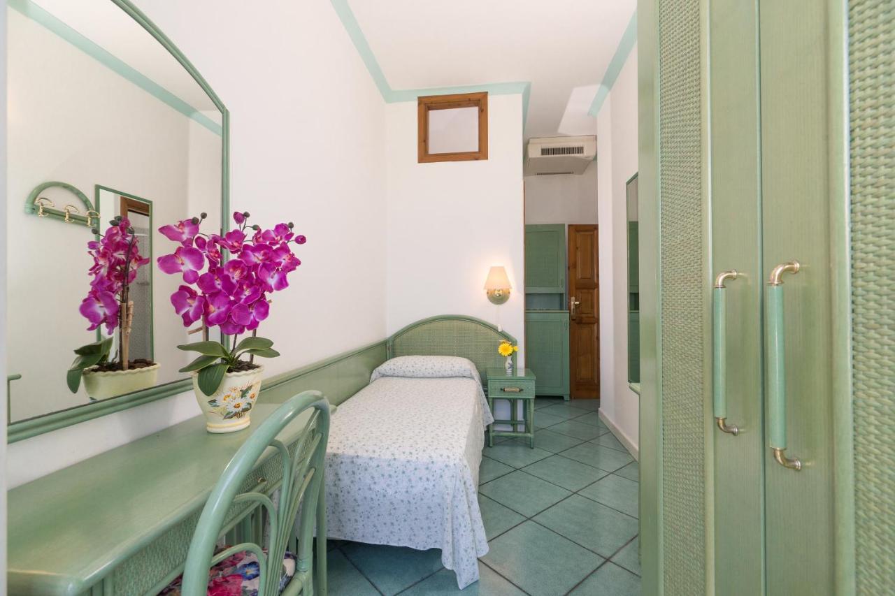 Forio di Ischia Hotel Casa Del Sole חדר תמונה